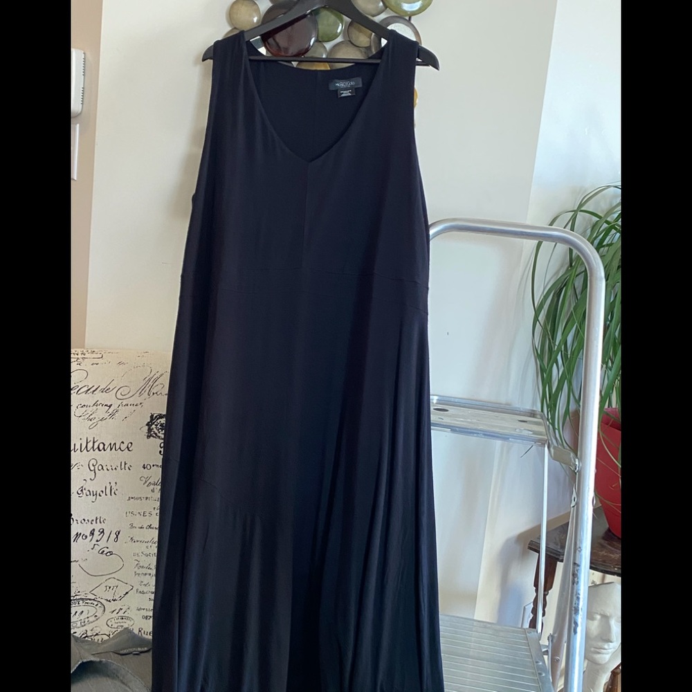 Long maxi dress, comfy jersey material,  size 4x